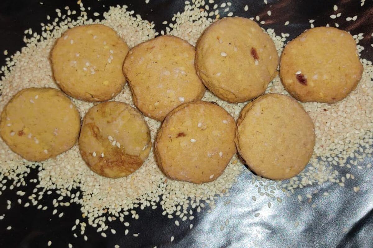 Whole Wheat, Jaggery & Sesame Cookies
