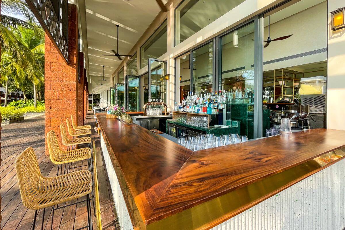 Edge Tropical Bar & Kitchen